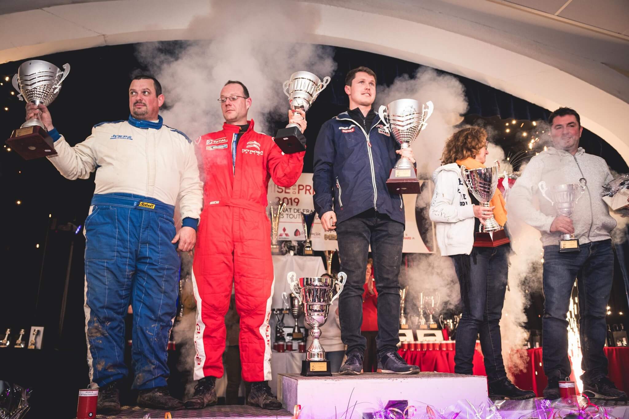 podium remise des prix vainqueurs concurrents 2019 rallye TT plaines et vallées normandie asaca championnat de france tout-terrain